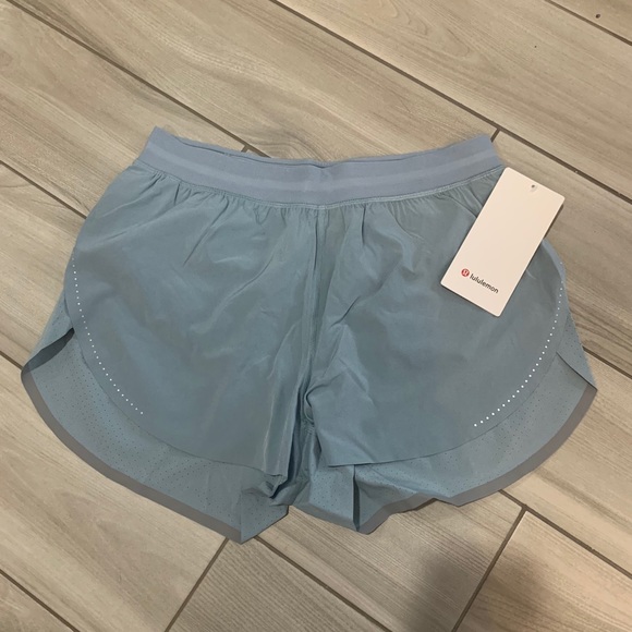 Lululemon Find Your Pace Short 3” * Blue Cast - Picture 5 of 5